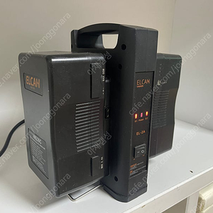 [영상장비 각개] 불용품 판매_ 엘칸 브이마운트 배터리(충전기 포함), 콘돌블루 시네 골드마운트 배터리플레이트, DJI RS4미니 콤보(판매완료), SAKK 새들백(판매완료)