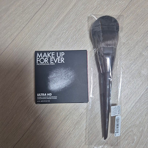 메이크업포에버 마이크로 피니싱 프레스드 파우더,브러쉬