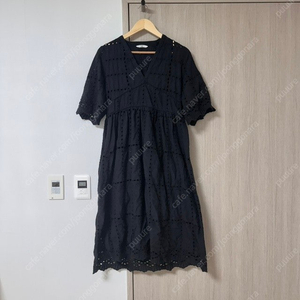 브이넥펀칭원피스 블랙 55