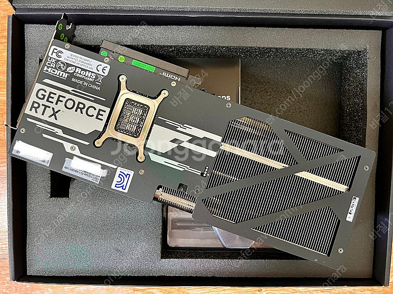 겔럭시 5070ti ex 게이머 블랙 oc 팝니다.--2