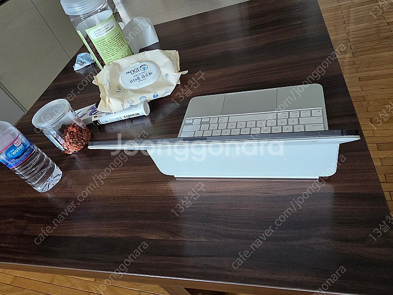 아이패드프로 M4 13셀룰러 2tb 스블 나노텍스처--3
