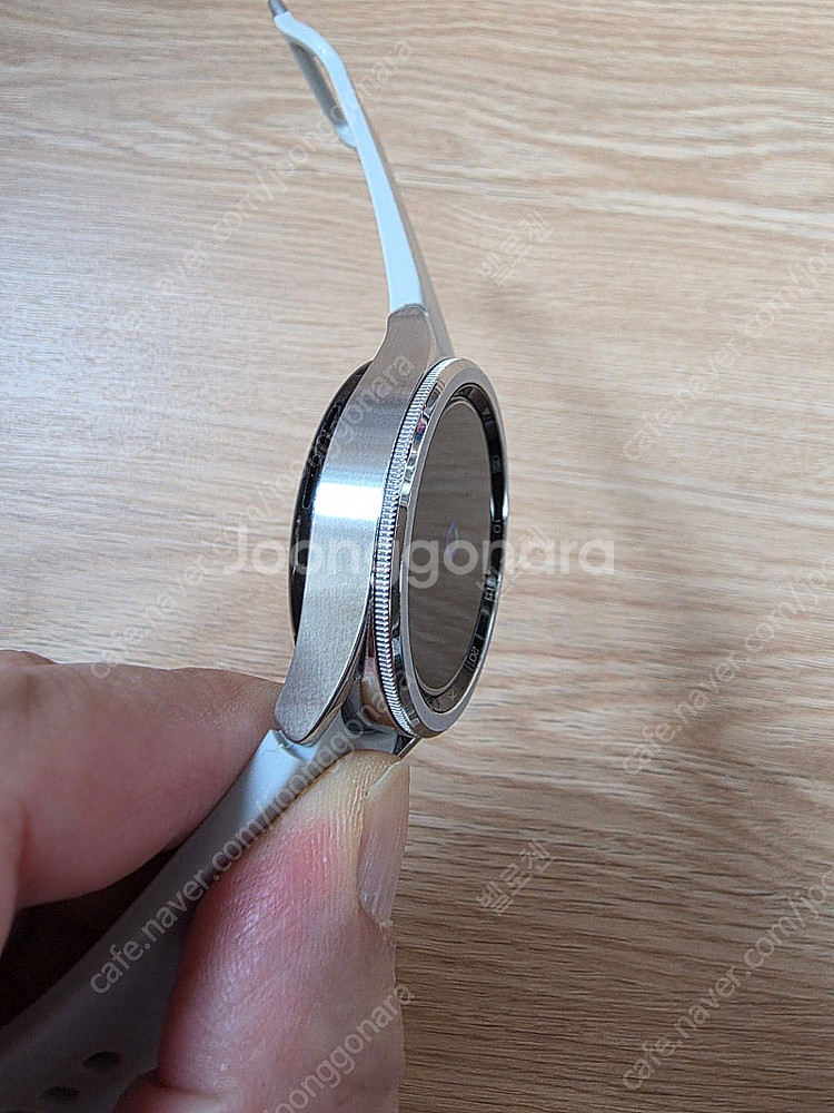 갤럭시 워치6 클래식 43mm 실버--5