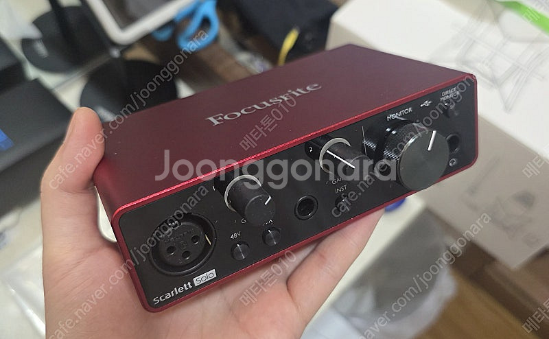 Focusrite Scarlett Solo 3세대--0