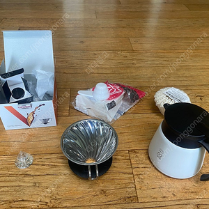 하리오 Hario v60 메탈 드리퍼, 보온 서버, 밸런스콘, 필터 일괄
