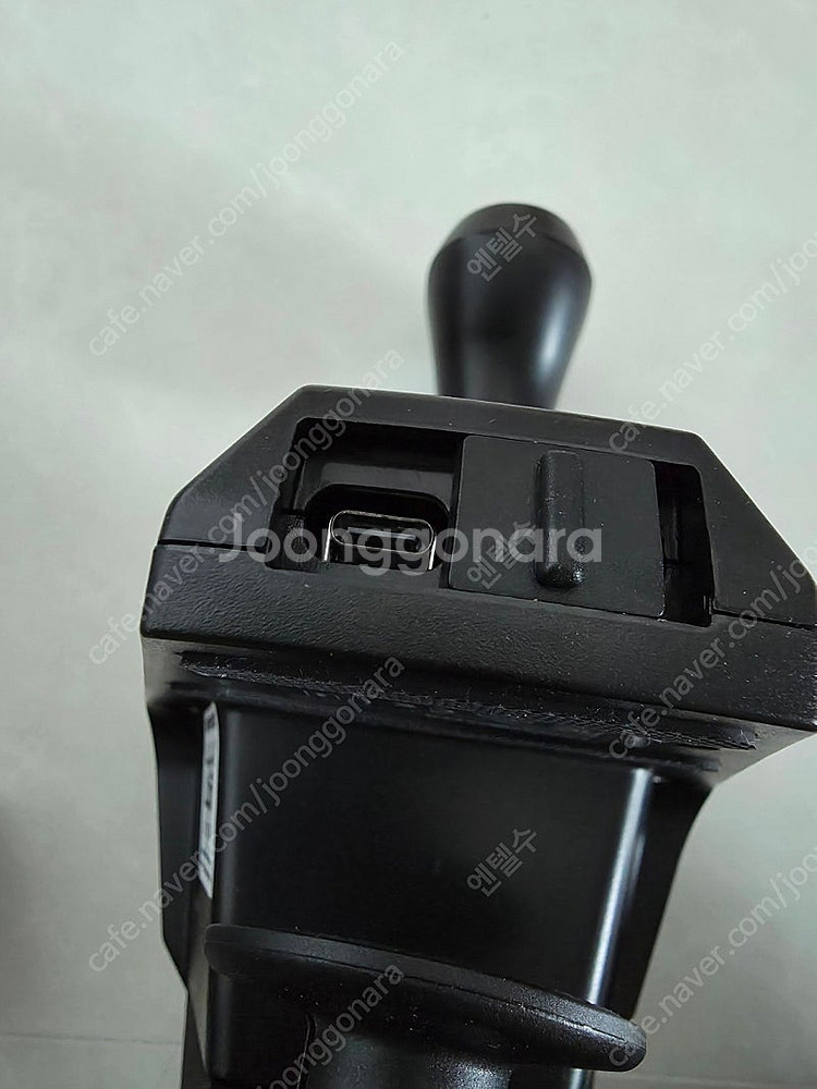 트러스트마스터 t300rs용 쉬프터 th8s 팝니다. ...--6