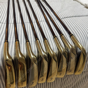 다이와 여자 골드 아이언 세트 팝니다 daiwa