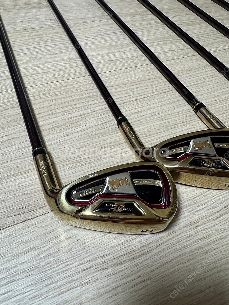 다이와 여자 골드 아이언 세트 팝니다 daiwa--2