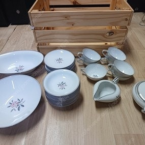 노리다케 커피잔 셑트 팝니다.