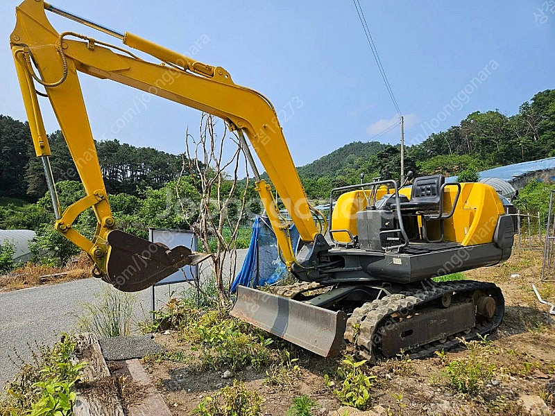 충남 공주 충청 대전 2톤 일제 미니굴삭기 코마츠020...--1