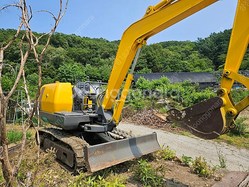 충남 공주 충청 대전 2톤 일제 미니굴삭기 코마츠020...--7