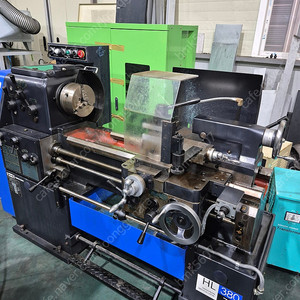 중고범용선반 화천 6인치 6자 선반 HL380 연식좋은거 팝니다