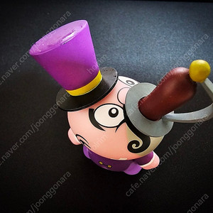 Dunny 2012 The Sword Swallower