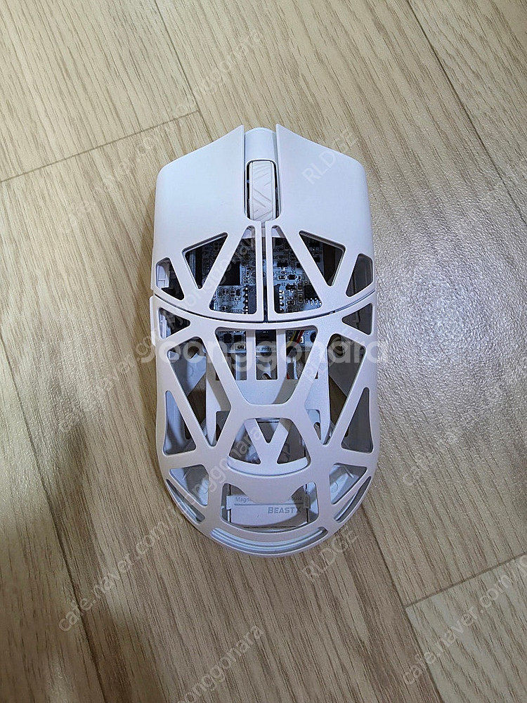 WLMouse Beast X Medium Pro 8K ...--1