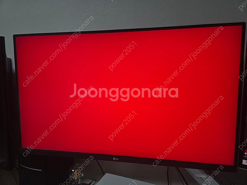 LG 32UN880 4k모니터 판매합니다. 32인치--2