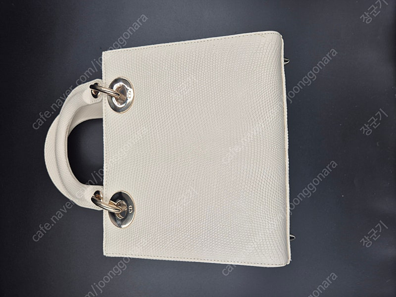 마지막 급처 디올 레이디 백 리자드 미니 아이보리 팝니다--2