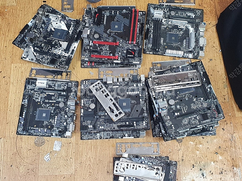AMD 라이젠 지원 메인보드 A320 b350 b450...--0