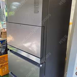 삼성 스텐드형 김치냉장고 327L