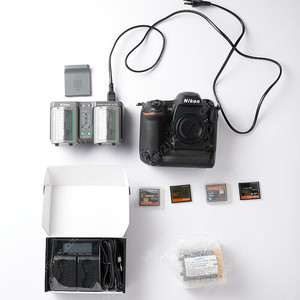 니콘 D5(CF)외 NIKKOR 105mm, 50mm, 20mm, 삼양 14mm for nikon렌즈 4개