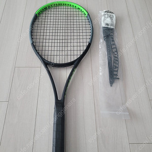 윌슨 블레이드v7 98s 18x16 2그립 테니스라켓