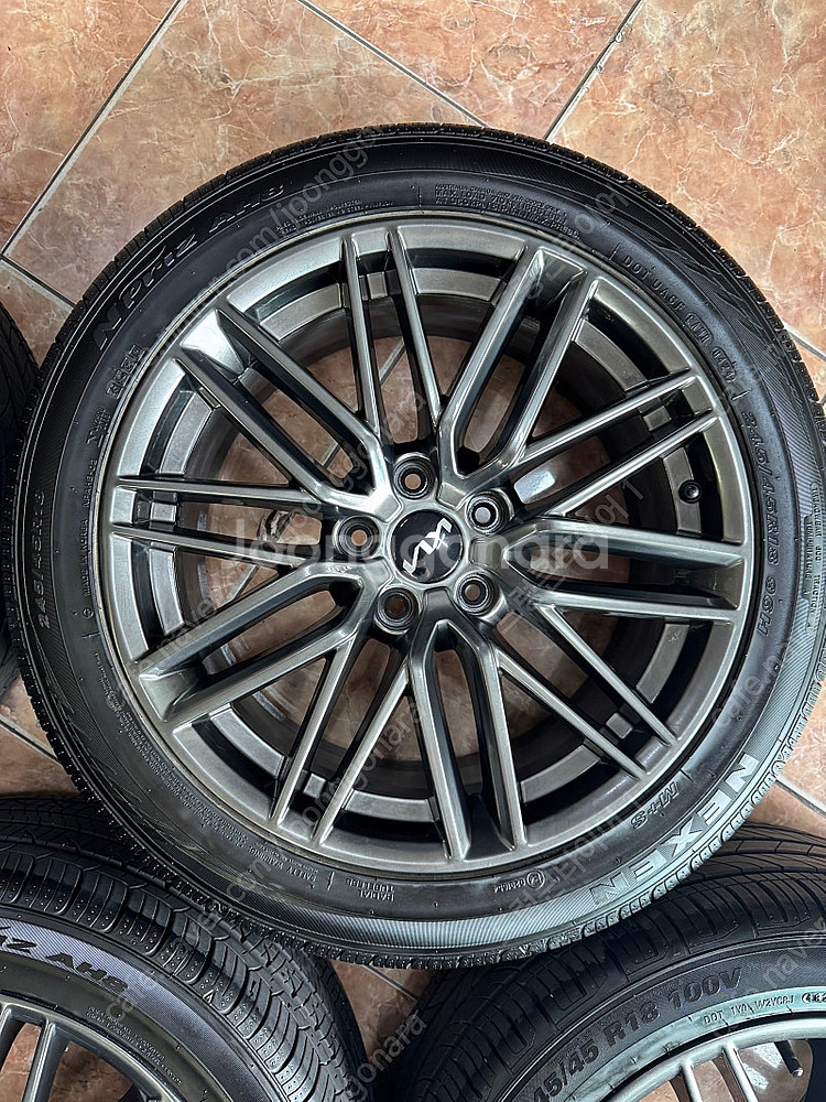 제네시스 G70 18인치 휠타이어 팝니다(245 45 ...--3
