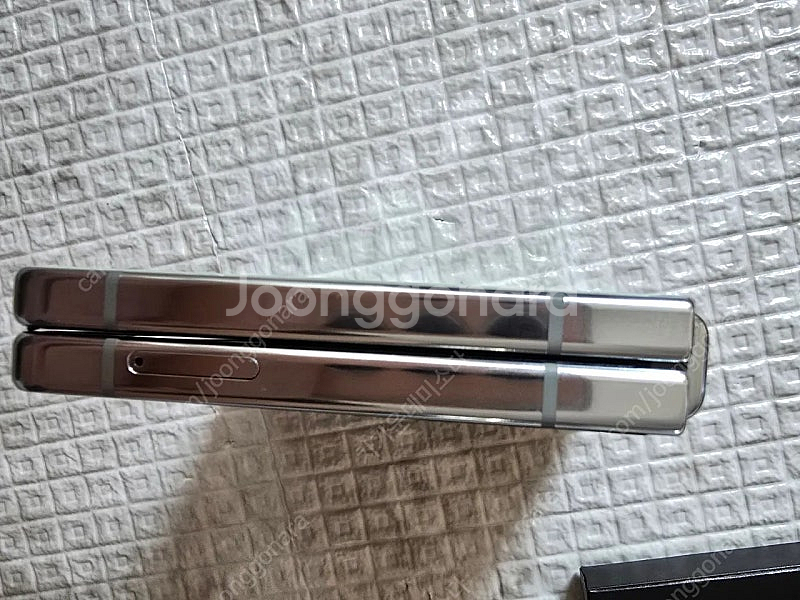 (풀박스)30만원 z플립5 512g(액정신품)--5