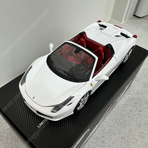 핫휠 엘리트 페라리 458 SPIDER 화이트 1:18