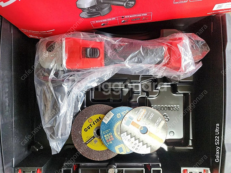 밀워키 최신형 그라인더 M18 BLSAG100X--0