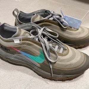 나이키x오프화이트 멘타 에어맥스 97