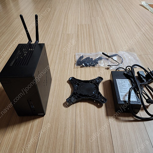 데스크미니 deskmini x300 4750g 판매합니다.