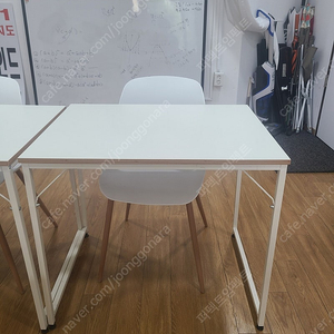 화이트 테이블 (60x80)+ 한샘화이트의자 세트 판매합니다.