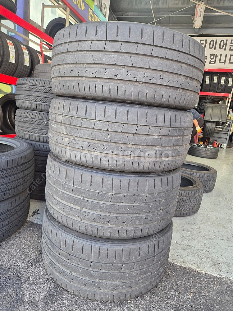 콘티넨탈 MC7 245-40-20 2짝, 275-35-20 2짝 팝니다.--0