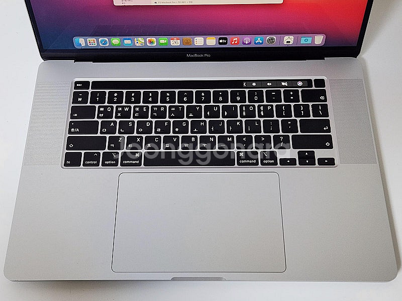 맥북프로 2019 16인치 터치바 실버 i7 16GB ...--0