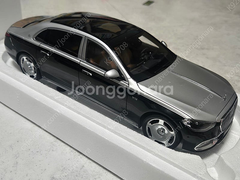1:18 1:18 얼모스트 s680 투톤 다이캐스트 팝...--0