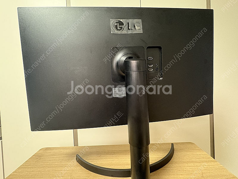 LG 32인치 QHD 32QN650모니터 팝니다.--1