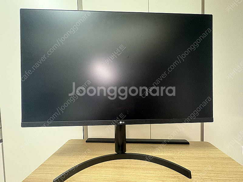 LG 32인치 QHD 32QN650모니터 팝니다.--2