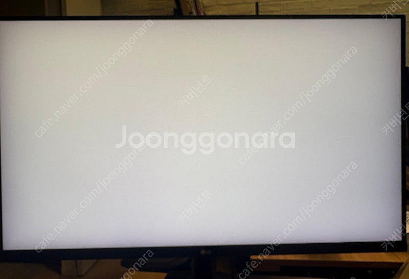 LG 32인치 QHD 32QN650모니터 팝니다.--3