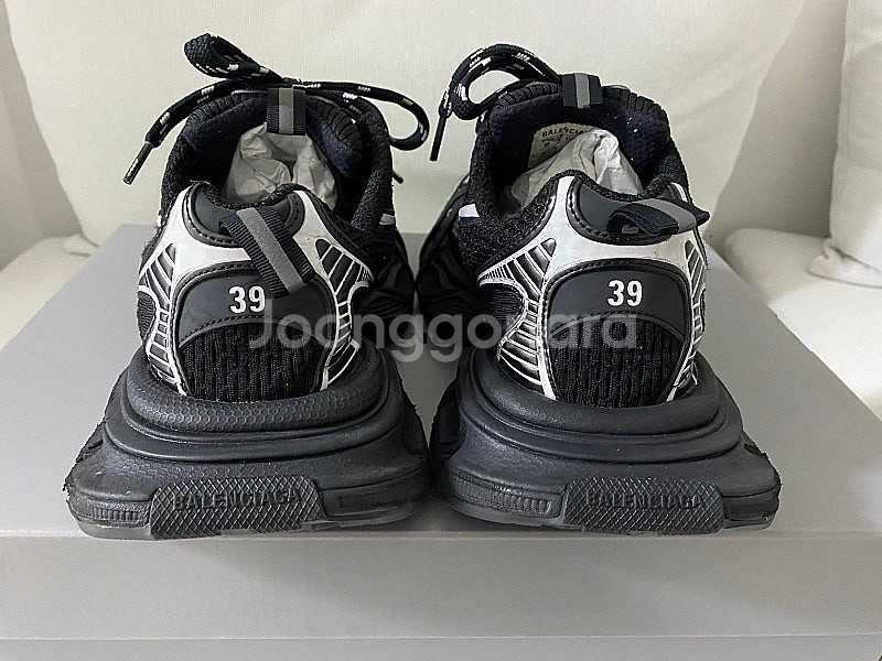 [정품] 발렌시아가 3xl 블랙화이트 EU39 극미제품...--7