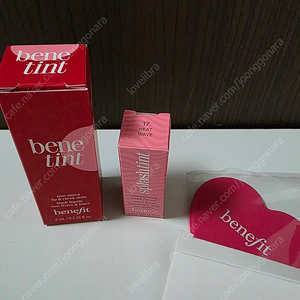 베네피트 베네틴트 + 하트 손거울 편의점 반택포 19000(가격내림)