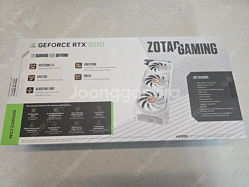 ZOTAC RTX 5070 AMP 화이트 그래픽카드 미...--2