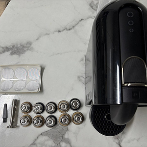 네스프레소 커피머신+리필캡슐세트+전동 그라인더