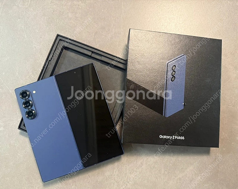 갤럭시Z폴드6 512gb 블루 S급 급매--0