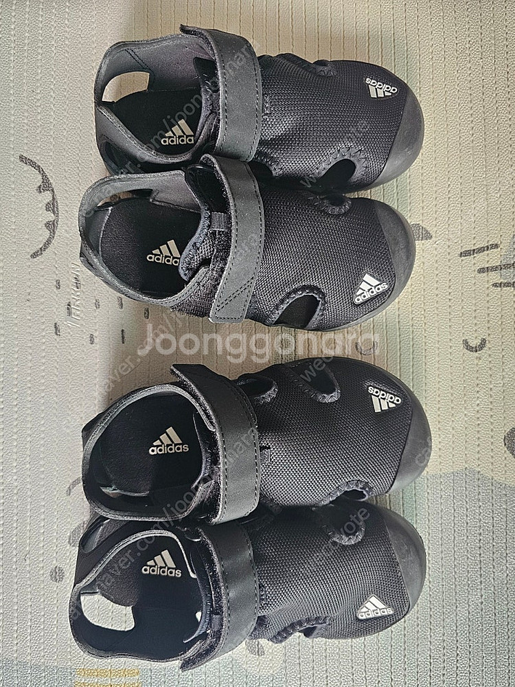 아디다스 fx4203 아동 샌들 팝니다--0