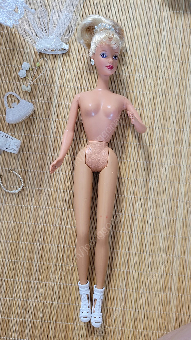 바비인형용 (웨딩드레스2벌+양산) 이미지