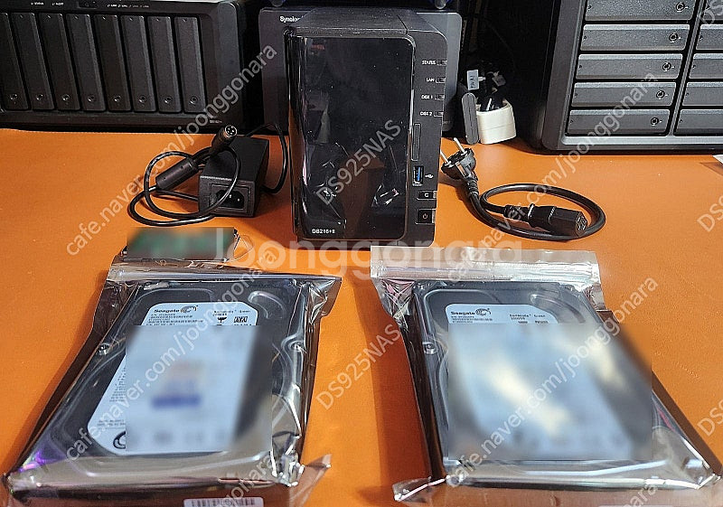 시놀로지DS216+II + 시게이트 4TB--0