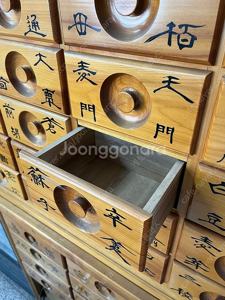 한약장 판매합니다--1