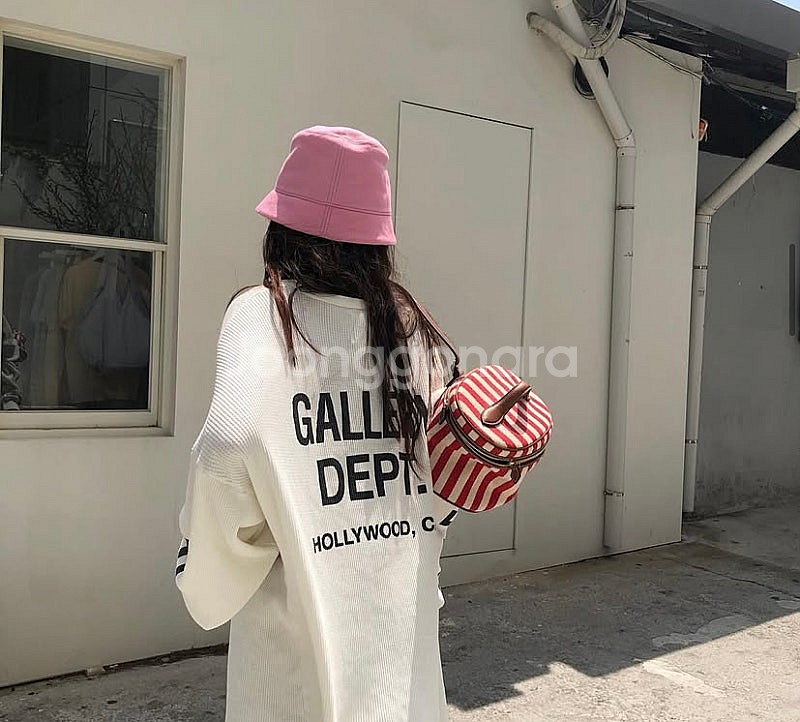 페퍼윤윤 투머치토커 피크닉 백 스트라이프--1