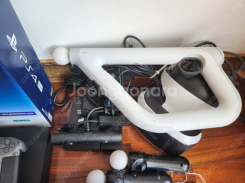 PS4 프로 ssd 1tb, VR, 3tb hdd, 슈...--2