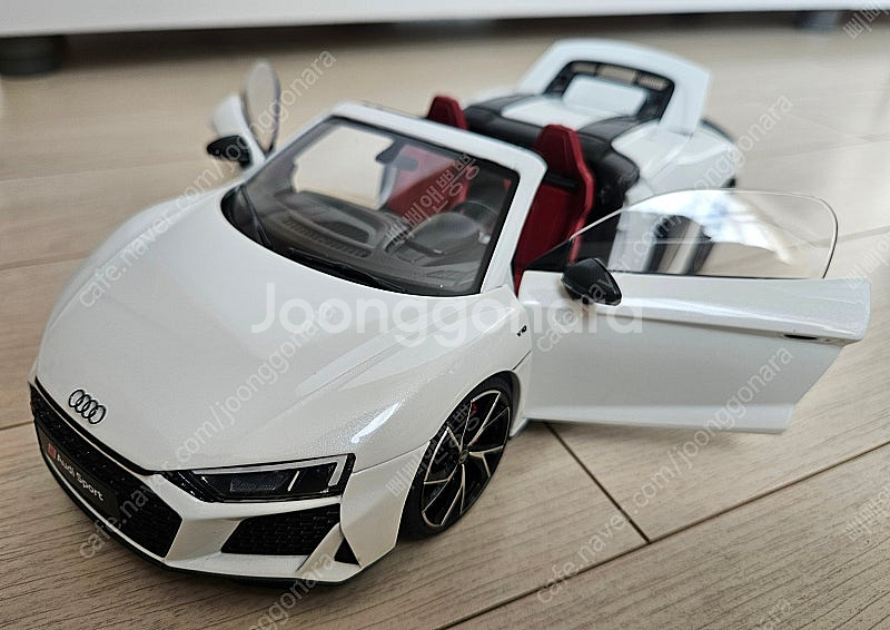 [1:18] 켕파이 / R8 스파이더 / 화이트--5