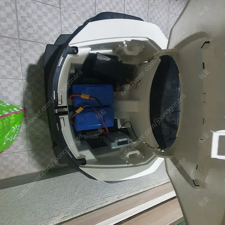 헤네스 브룬 t870 전동 자동차 이미지
