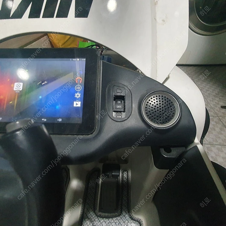 헤네스 브룬 t870 전동 자동차 이미지
